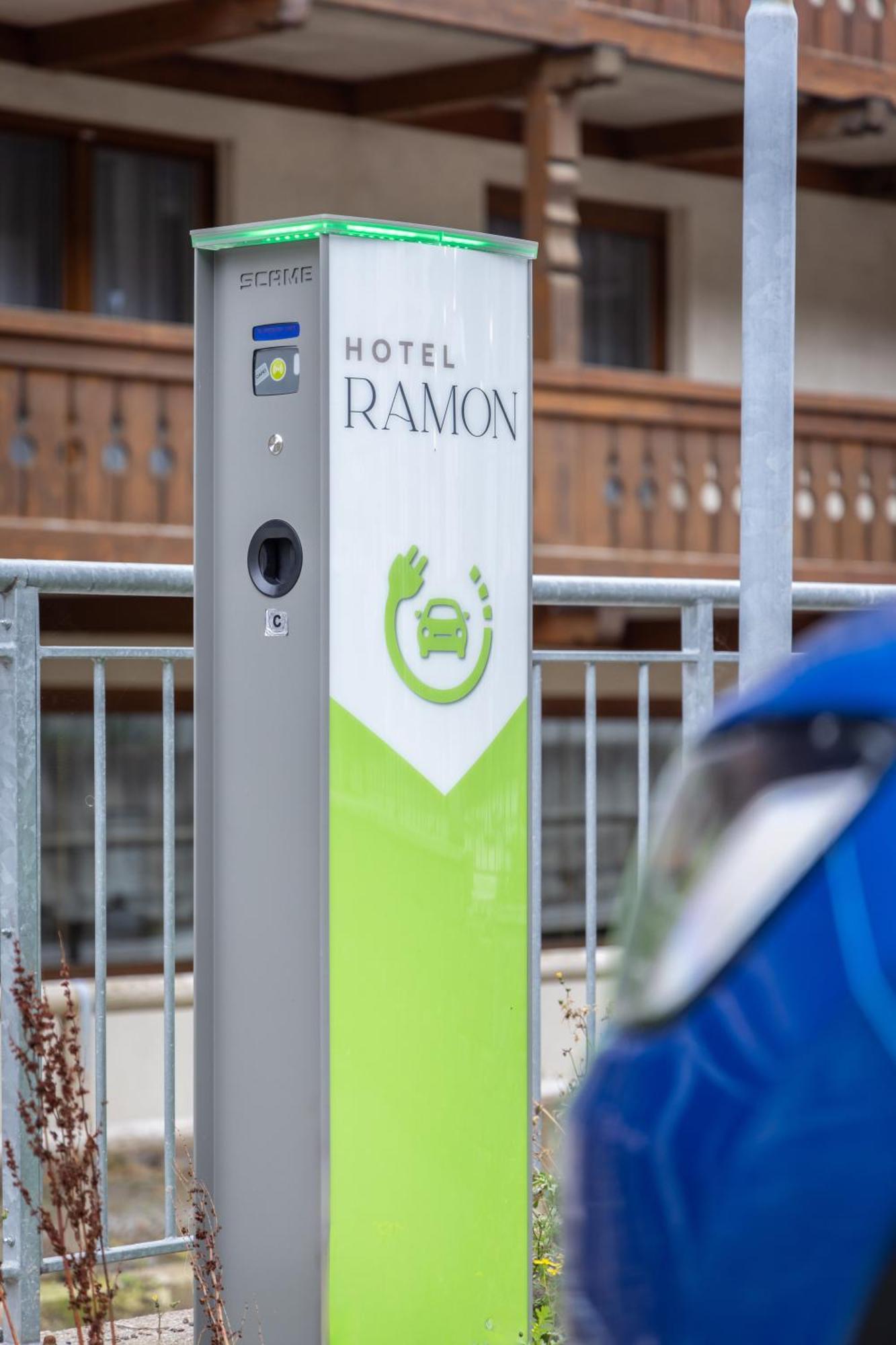 Hotel Ramon Campitello di Fassa Exterior photo